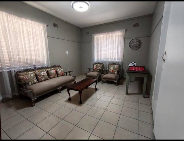 2 BEDROOM PROPERTY TO RENT IN CASSELDALE